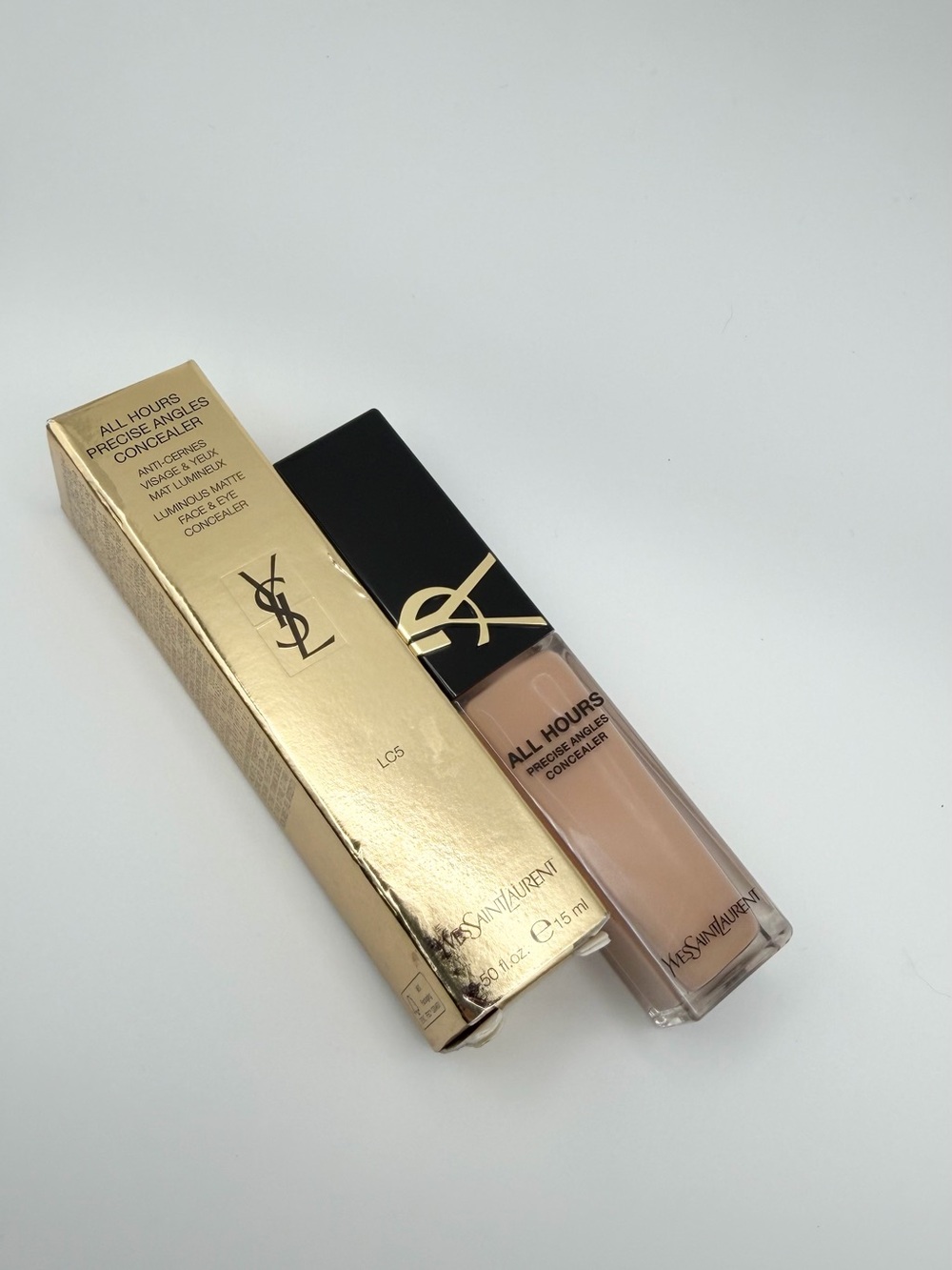 Yves Saint Laurent All Hours Precise Angles Concealer